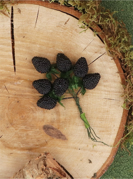 Christmas Blackberry Bunch Pick (11cm x 10cm x 6cm)