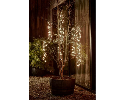 Lumineo LED Tree Cascade Cluster With Twinkle Effect | Warm White (200cm | 1080 LED)