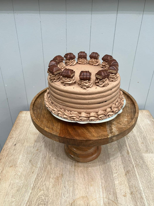 Kinder Bueno Chocolate Cake