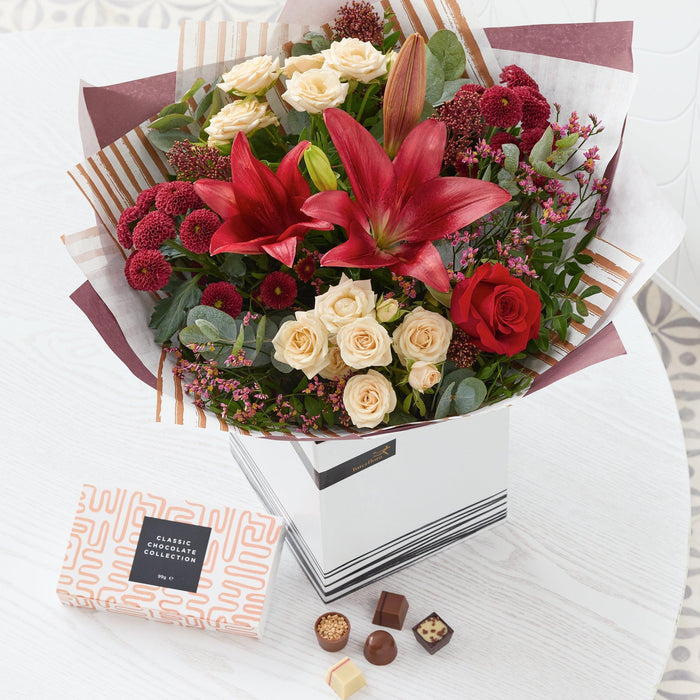 Luxury Classic Christmas Bouquet with Chocolates