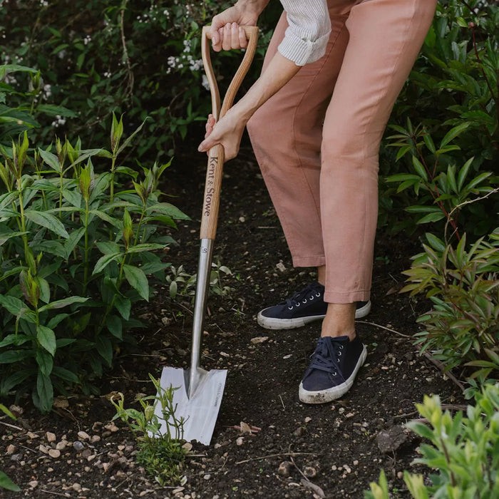 Kent and Stowe Stainless Steel Garden Life Digging Spade